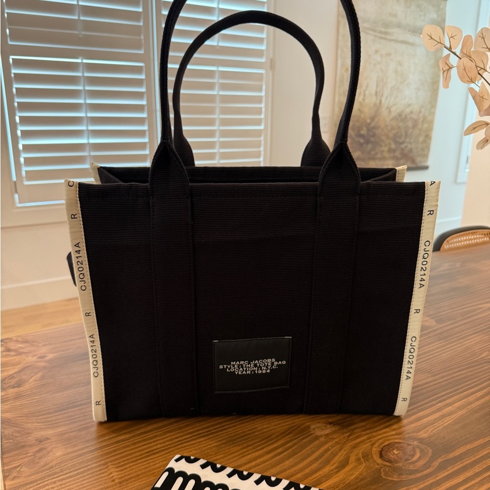 Marc Jacobs Jacquard Tote Bag - Picture 6 of 7